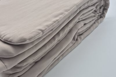 Sommerbettdecke CoolTouch TENCEL – Bettdecke ohne Bezug für heiße Sommernächte
